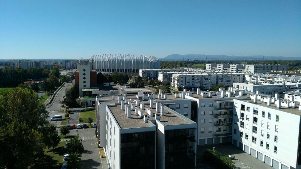 Apartman Nadja Arena Zagrzeb Zewnętrze zdjęcie